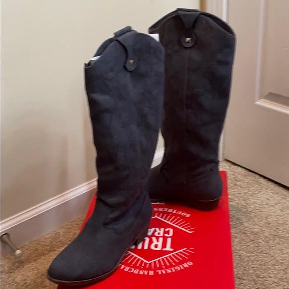 Gray knee high boots - Picture 3 of 7